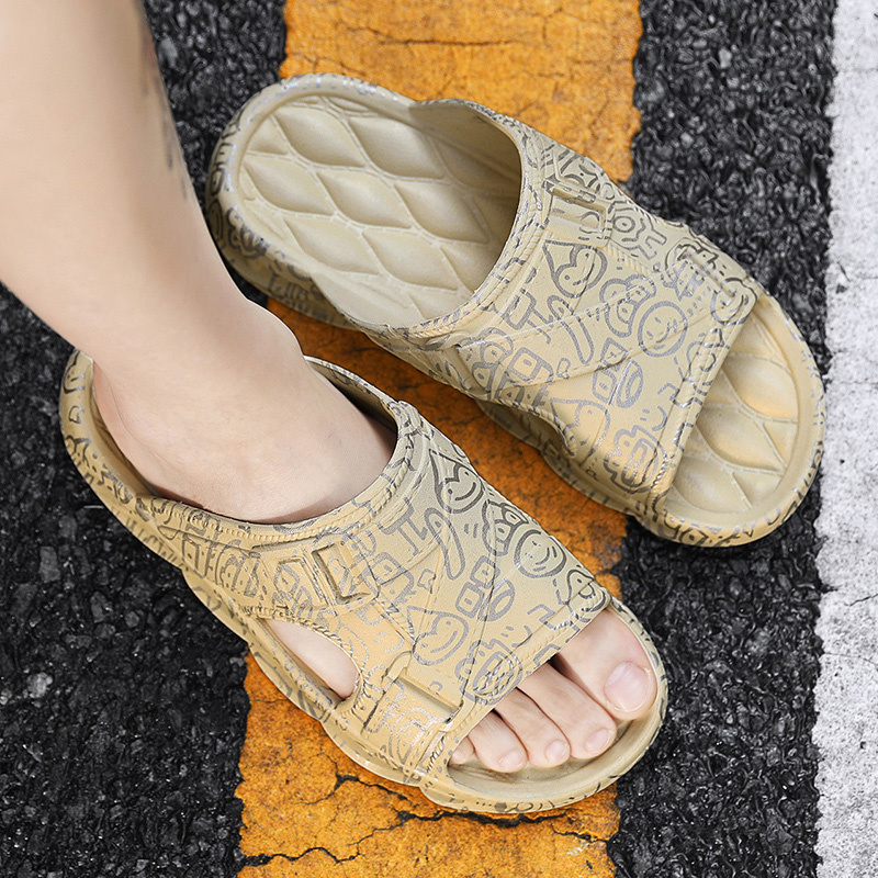 Men Slipper for Indoor Outdoor Sandals Open Toe Pillow Beach Slippers for Summer External Wear_voghion.com