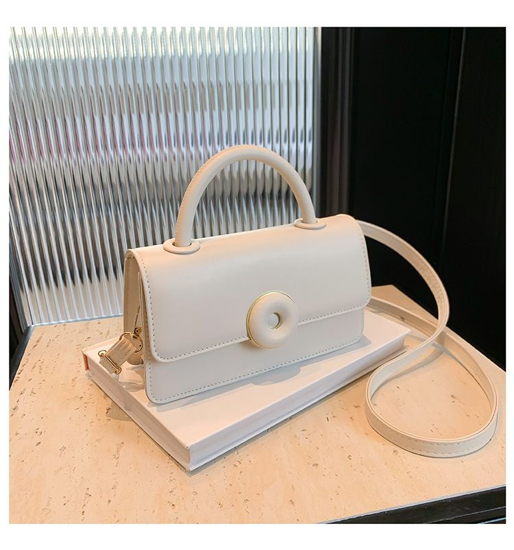 Fashionable Handheld Commuting Beautiful Small Square Crossbody Trendy Personalized Women's Large Capacity Shoulder Bag_voghion.com