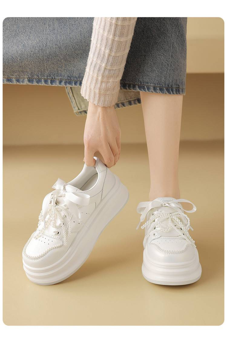 Cameido Donna Primavera 2025 Suola Spessa - Sneakers Bianche Con Perle E Fiocchi, Scarpe Slip-On Con Plateau Per Ragazze Minute, Design Alla Moda_voghion.com