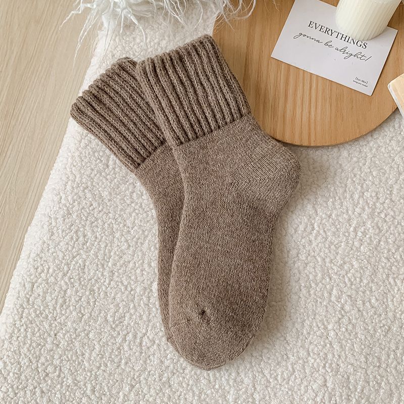 Calzini di lana, calzini da donna a metà polpaccio, calzini invernali Maillard ispessiti con pile, calzini corti in caldo cashmere_voghion.com