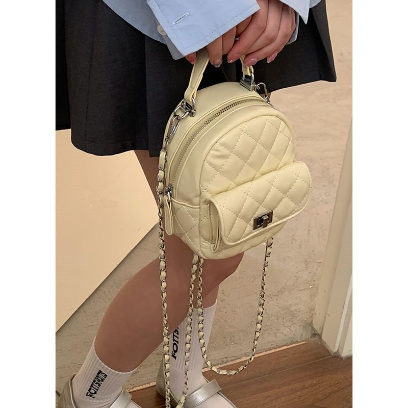 Fall/Winter New Versatile Small Backpack Travel Fashion Chain Bucket Bag For Women_voghion.com