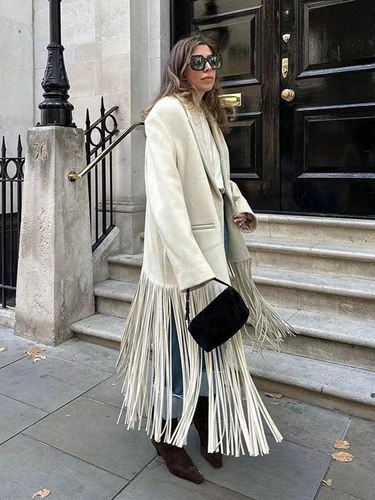 Giacca a vento da donna di media lunghezza con nappe_voghion.com