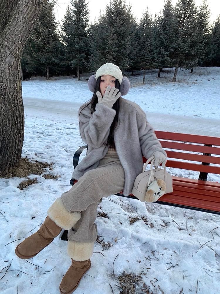 Cappotto di pelliccia di visone grigio di alta qualità per donna: un popolare, alla moda e semplice cappotto di pelliccia di coniglio in stile invernale_voghion.com