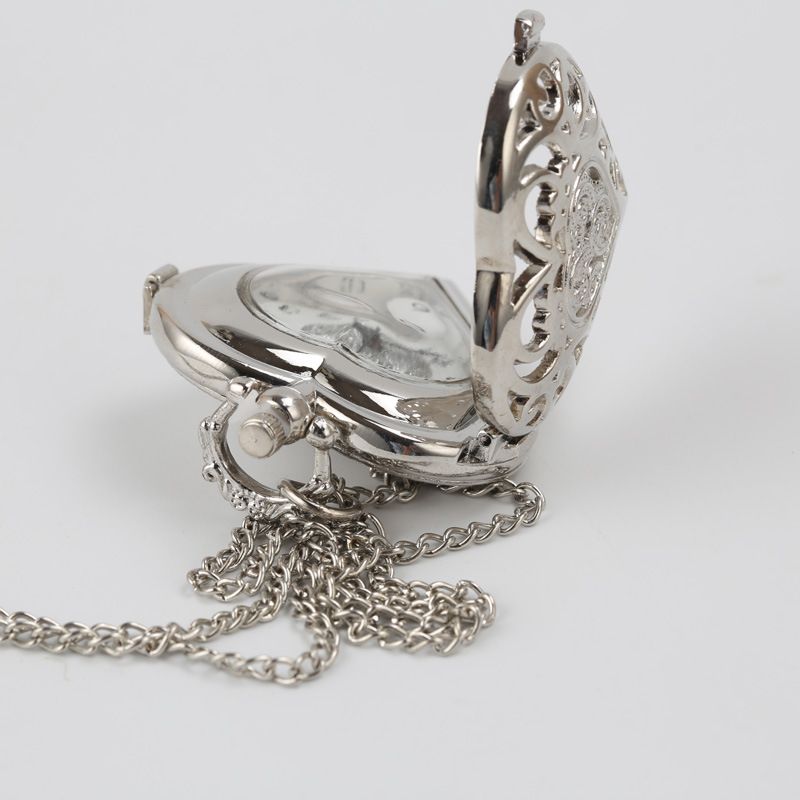 Orologio da tasca da donna a forma di cuore, creativo, con chiusura a scatto, al quarzo, a forma di cuore, in argento_voghion.com
