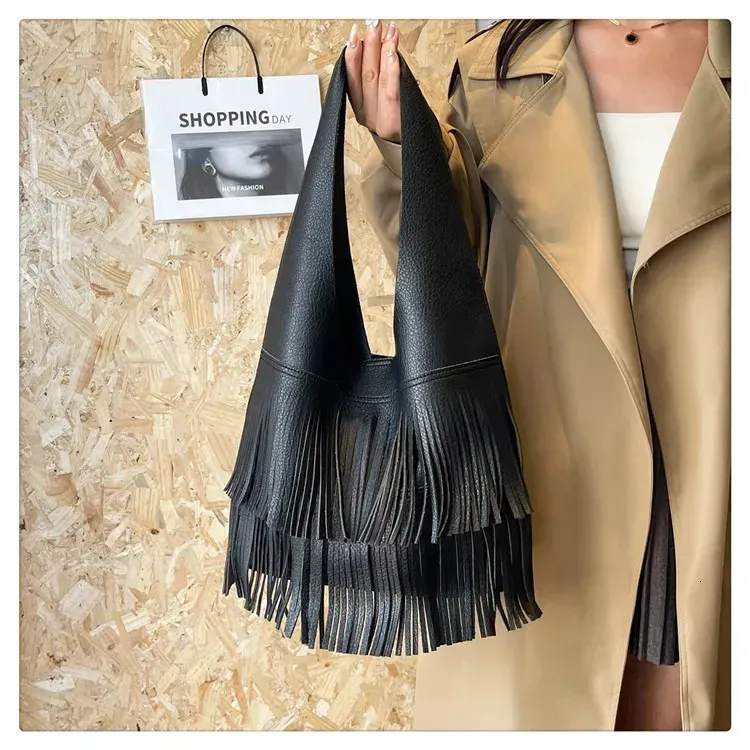 Borse a secchiello portatili da donna, stile parigino, alla moda, stile retrò, autunno inverno, alla moda, con frange, di grande capacità, casual_voghion.com
