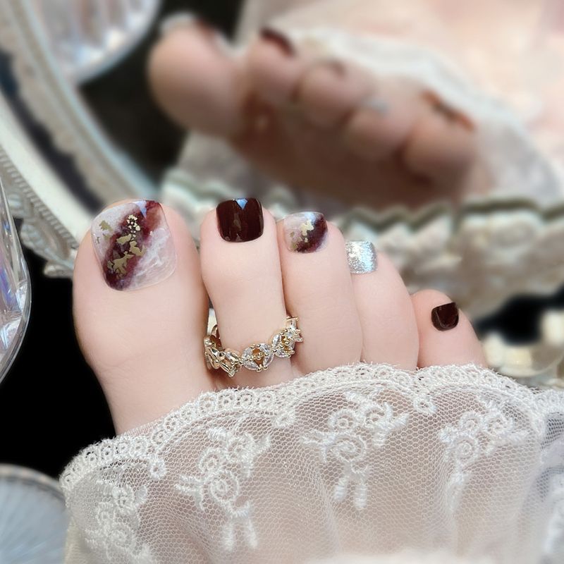 Zehennagel-Schönheit im französischen Stil, fertige Pflaster, mattierte Zehennagel-Pflaster J3_voghion.com