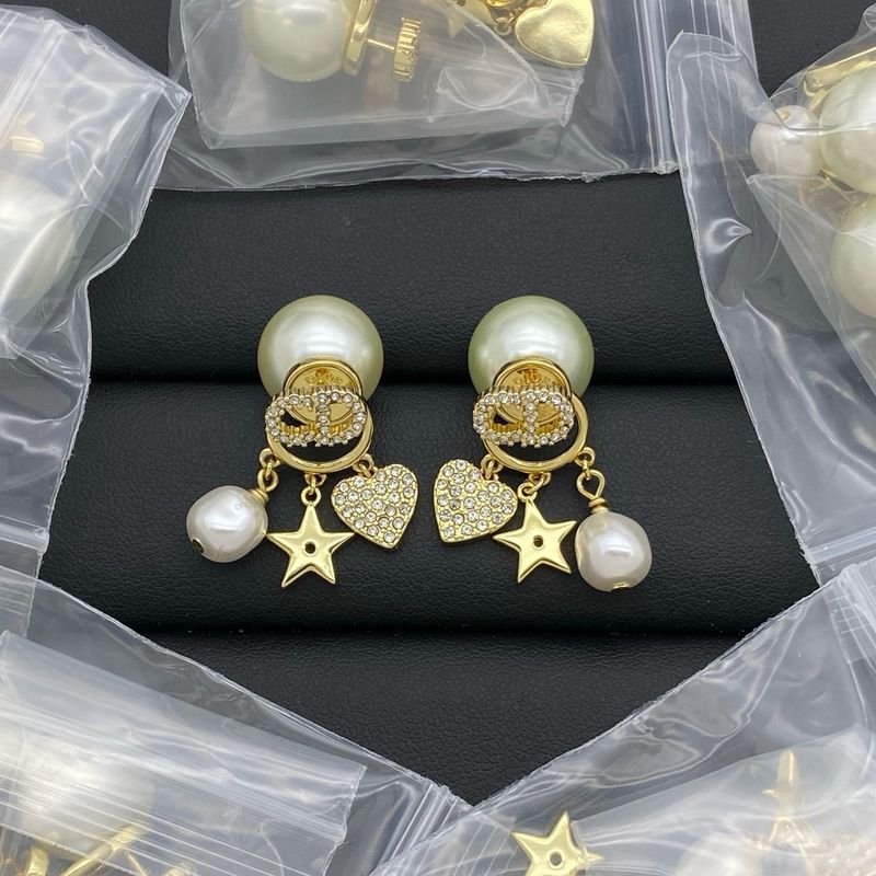 Orecchini di perle da donna di marca di lusso, orecchini di lusso personalizzati, squisiti orecchini di design_voghion.com