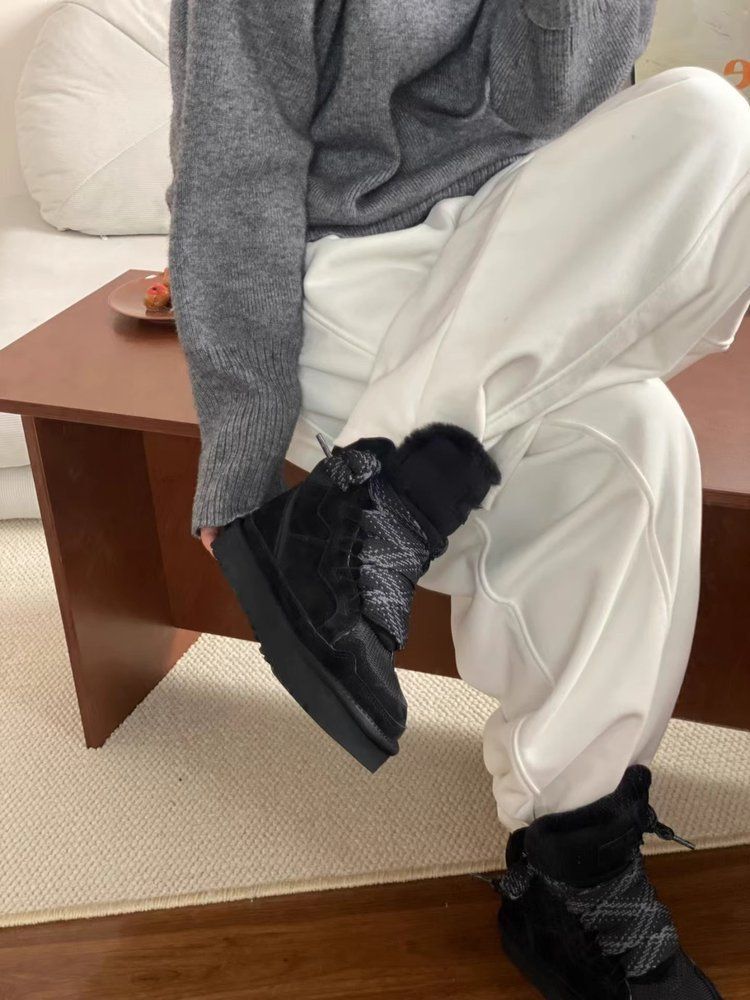 2025 Höstpälssnökängor för kvinnor Snörning med slip-on, halkfria, varma sportskor, alla matchande casual bomullsskor_voghion.com