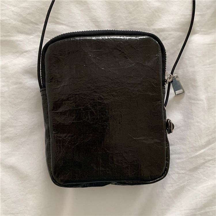 Sac banane compact argenté à fermeture éclair, niche, haut de gamme, mini sac tendance pour téléphone portable_voghion.com