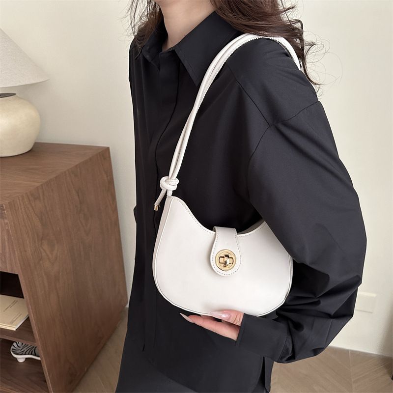 High-Quality Texture Small For Women 2025 New Summer Versatile Crossbody Fashion Single Shoulder Underarm Horn Bag_voghion.com