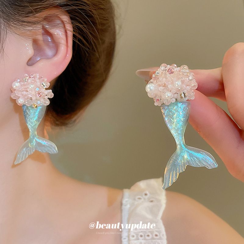 Silbernadel Harz Perle Blume Cluster Fischschwanz Ohrringe Clip Set Mode Exquisite Kleine Haarspangen Leichter Luxus_voghion.com