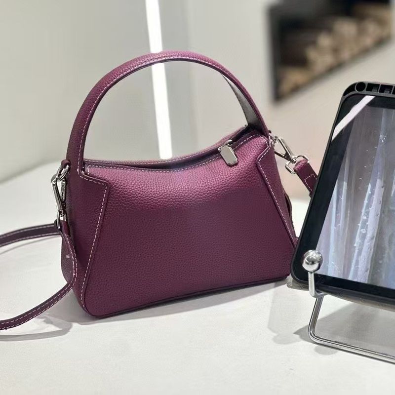 Handbag 2025 New Fashion Single Shoulder Crossbody Small Square Genuine Leather Women's Niche Design Dumpling Bag_voghion.com