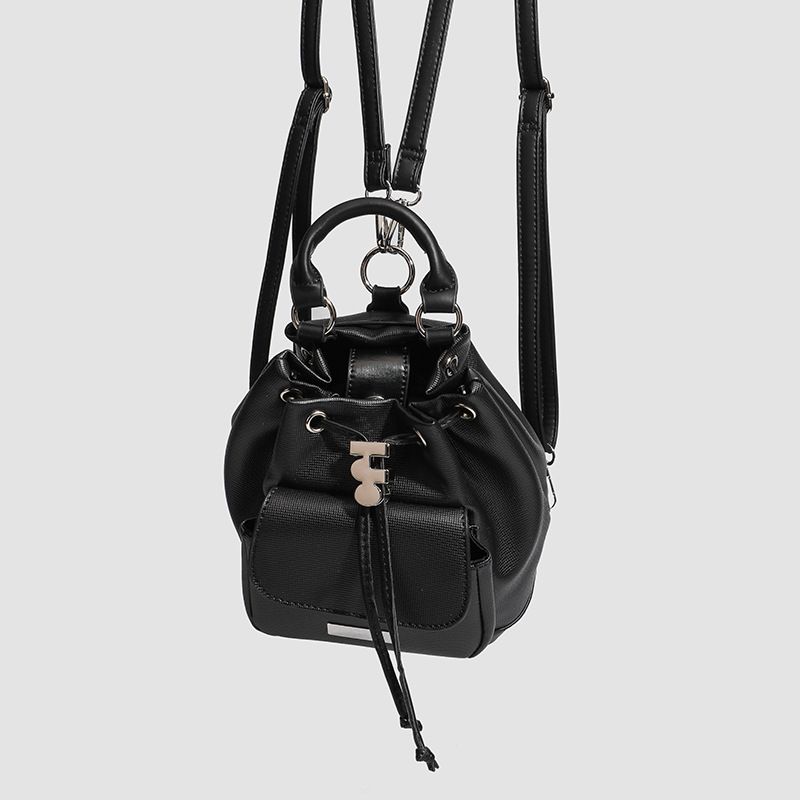 2025 Sommer Neue Einfache Casual Multifunktionale Schwarze Eimer Tasche Kordelzug Große Kapazität Pendler Damen Handtasche Rucksack Mode Hundert_voghion.com