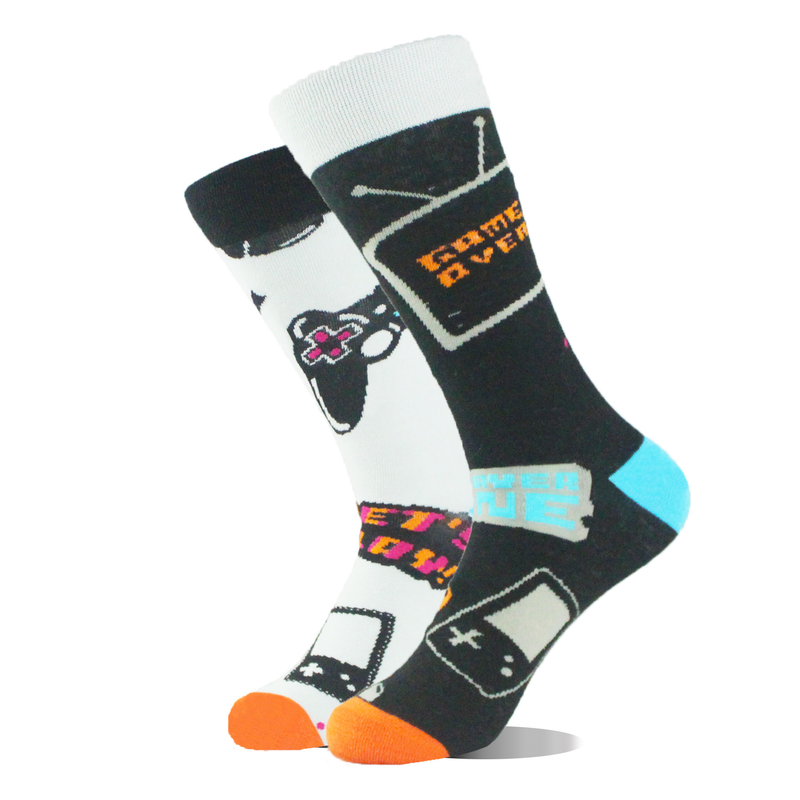 Nieuwe trendy creatieve AB asymmetrische katoenen modieuze en gepersonaliseerde jacquard paarsokken_voghion.com
