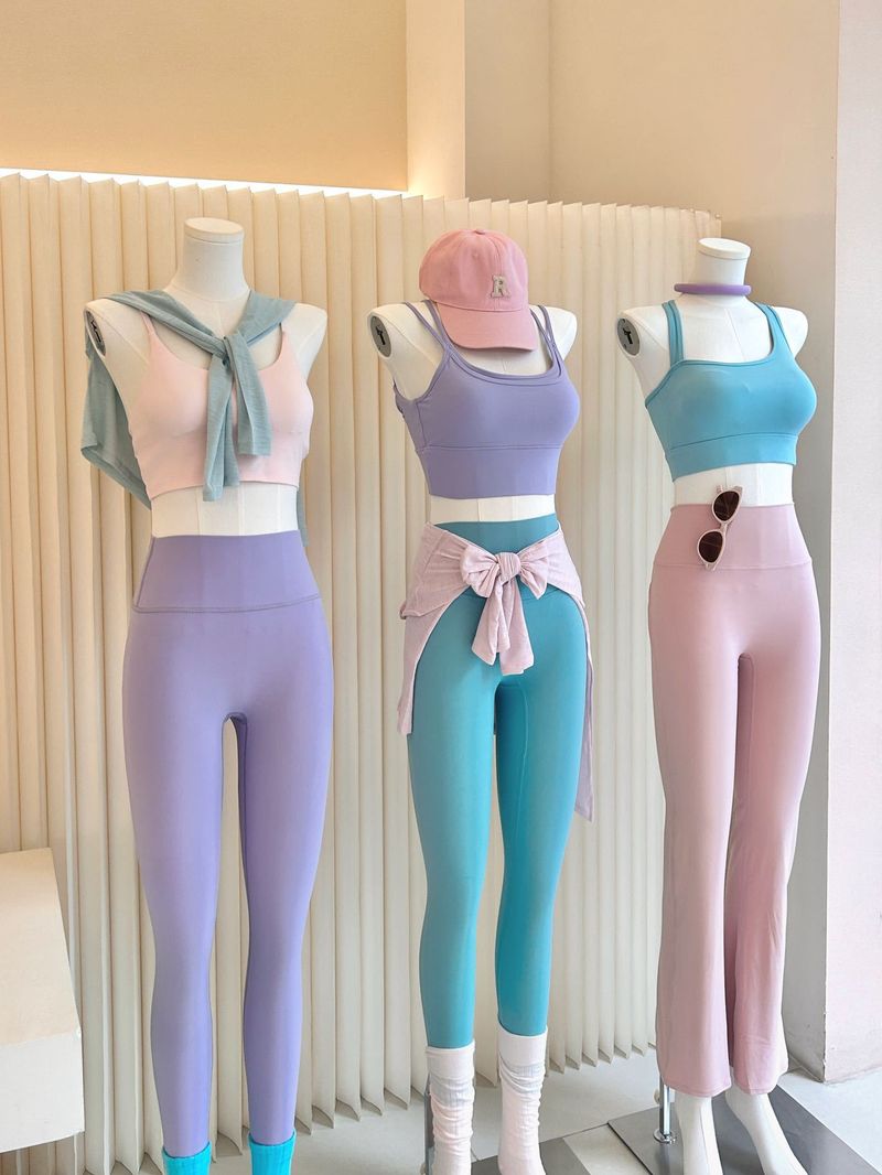 Butter Sport-BH mit doppelten vertikalen Trägern, Mottenseide, langärmlig, 9/10, Hose mit milchig-nacktem Gefühl, keine T-Linie, lässiges Yoga-Outfit-Set_voghion.com