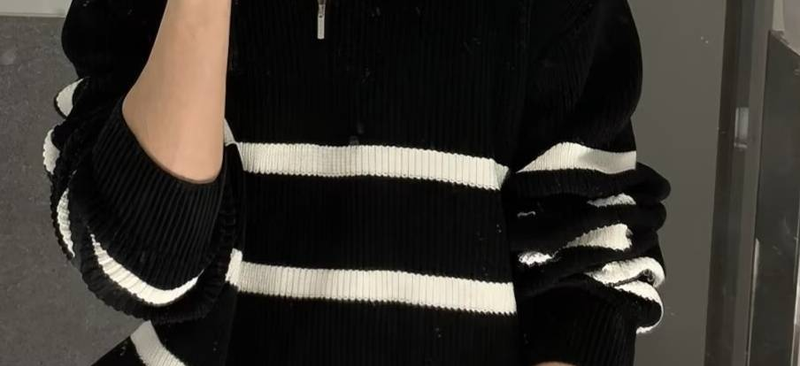 Men's Half-Zip Stripe Sweater - Thick Fleece Lined Knit, Oversized Collar, Relaxed Fit, Polyester Blend (Green/Black)_voghion.com