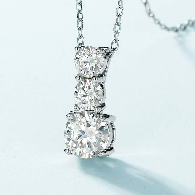 new Three Lives Three Worlds Brilliant Moissanite Pendant S925 Silver Inlaid Moissanite Clavicle Pendant Simple_voghion.com