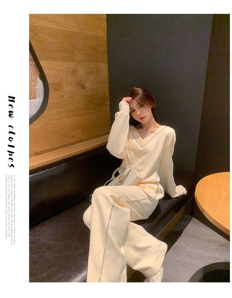 2024 Spring And Autumn New Women's Casual Sports V-Neck Slim Fit Sweatshirt Wide-Leg Pants Two-Piece Set Ins Trend_voghion.com