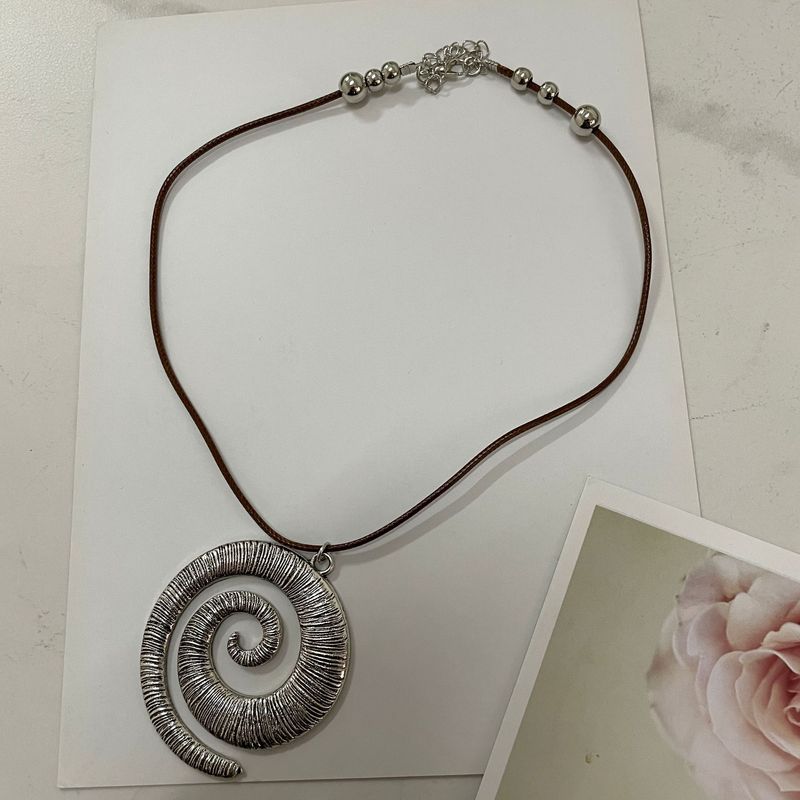 New spiral symbol with Bohemian minimalist ethnic style alloy leather rope necklace for women_voghion.com