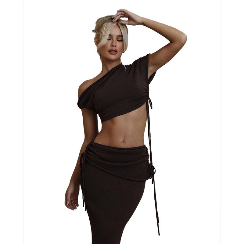 2023 Kış Yeni Moda Kadın Asimetrik Omuz Kısa Kırpılmış Üst Slim Fit Vücuda Oturan Etek Takımı_voghion.com