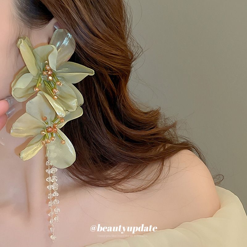 Silver Needle Forest Green Fabric Flower Exaggerated Elegant High-end Atmosphere Fairy Princess Style Earrings_voghion.com