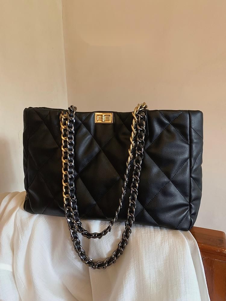 Large Capacity Quilted Chain 2023 New Trendy Fashion Texture Niche Tote Versatile Shoulder Bag For Women_voghion.com