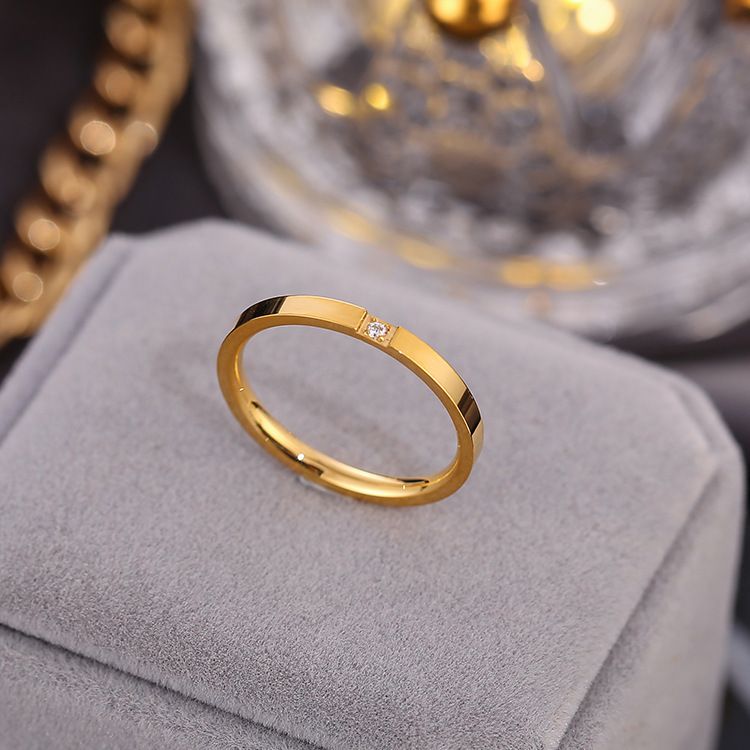 Acciaio al titanio resistente allo sbiadimento per il design di nicchia Instagram femminile, anello per indice semplice, anello di coppia fresco e personalizzato_voghion.com