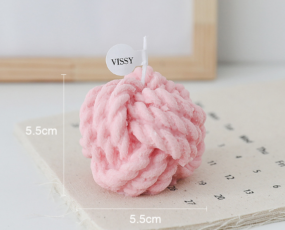 Creative DIY handmade aromatherapy small yarn candles with hand gifts, gift boxes, photography props, small yarn candles_voghion.com
