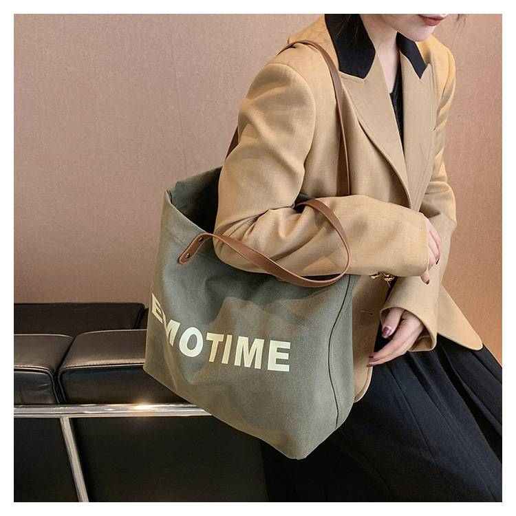 Casual canvas tas met grote capaciteit voor dames, nieuwe stijlvolle en veelzijdige handtas en schoudertas in Koreaanse stijl._voghion.com