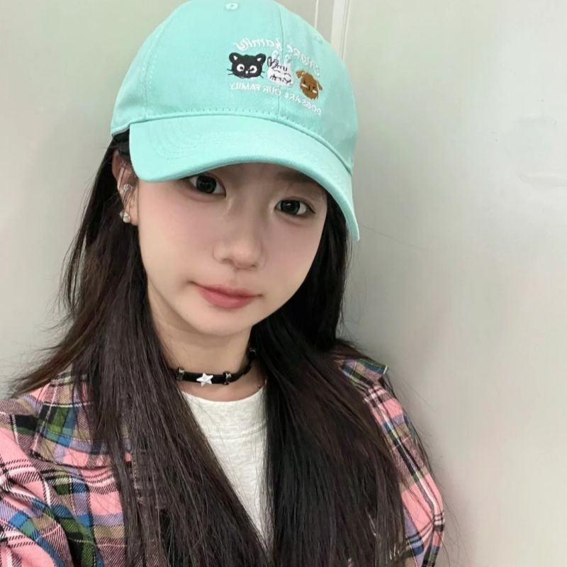 Cappellino da baseball con tre piccoli cartoni animati ricamati, berretto estivo per bambini con protezione solare Dopamina che mostra un piccolo viso_voghion.com