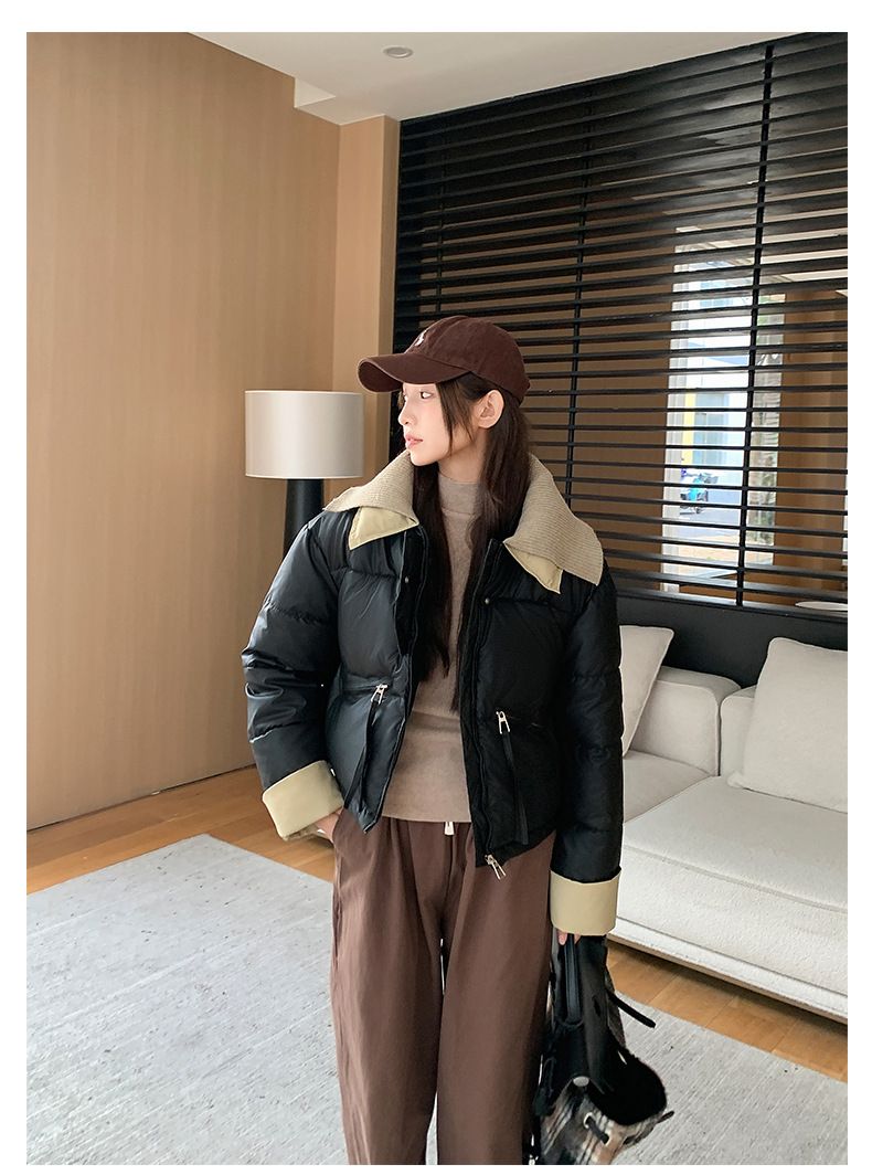 2024 European Knitted Short Down Jacket Women's Winter Fashion Splicing Doll Collar Cotton Coat Trend_voghion.com
