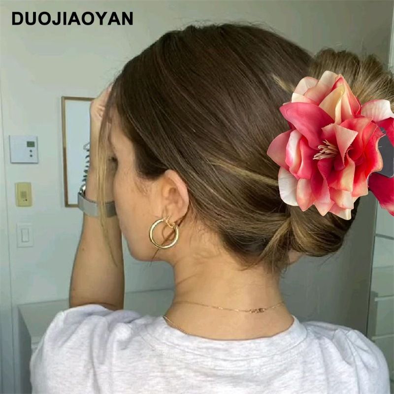 Neuer dreidimensionaler Lilienblüten-Temperament-Griffclip, weiblicher Nischenblumen-Haarclip, Atmosphären-Haar-Accessoire_voghion.com