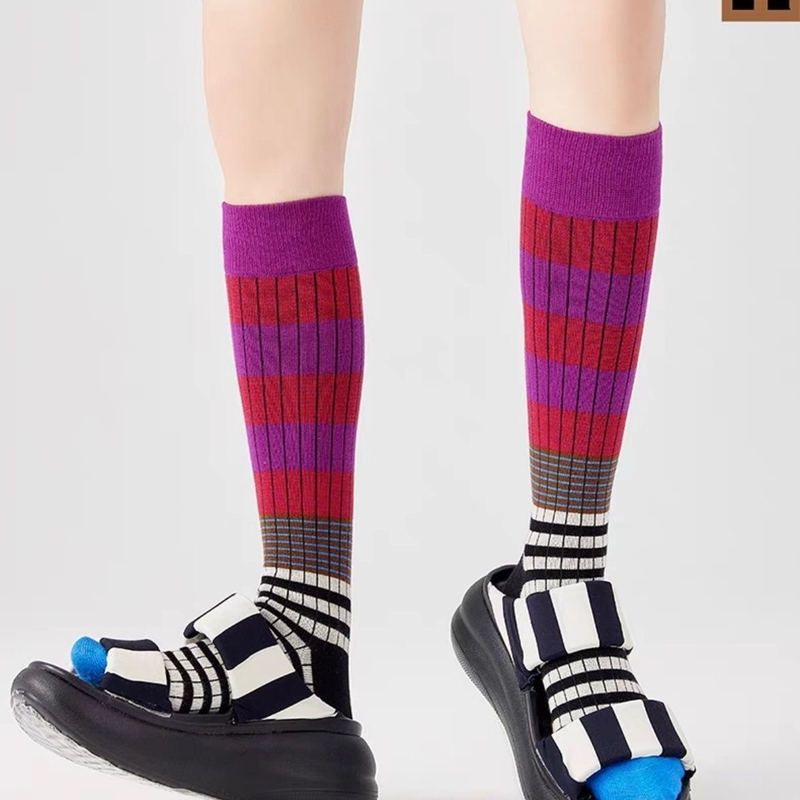 Calcetines largos adelgazantes para pantorrillas, de algodón, básicos, a rayas, para otoño e invierno, 2023_voghion.com