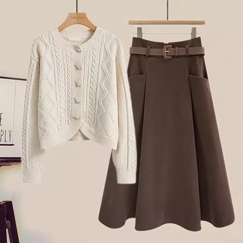 Vêtements pour femmes Automne élégant costume de réduction d'âge pour les femmes nouveau style paresseux mince pull tricoté jupe taille haute costume deux pièces_voghion.com