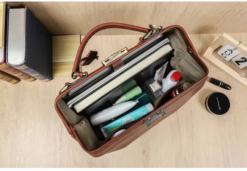 CONTATTI Borsa a tracolla in vera pelle con manico superiore per donna, borsa a mano con struttura in metallo, borse da donna, moda donna_voghion.com