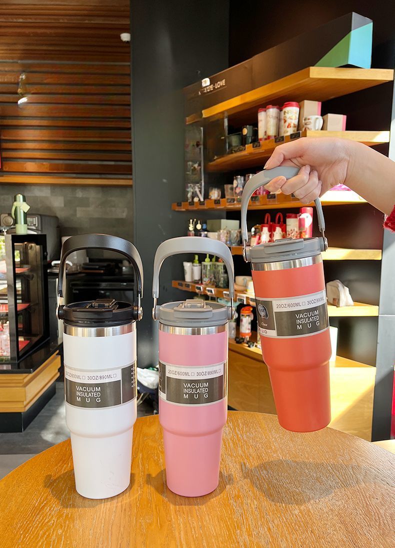 Ice Tyrant Insulated Car New Large Capacity Portable Stainless Steel 304 Double-layer Cold Cup With Straw_voghion.com