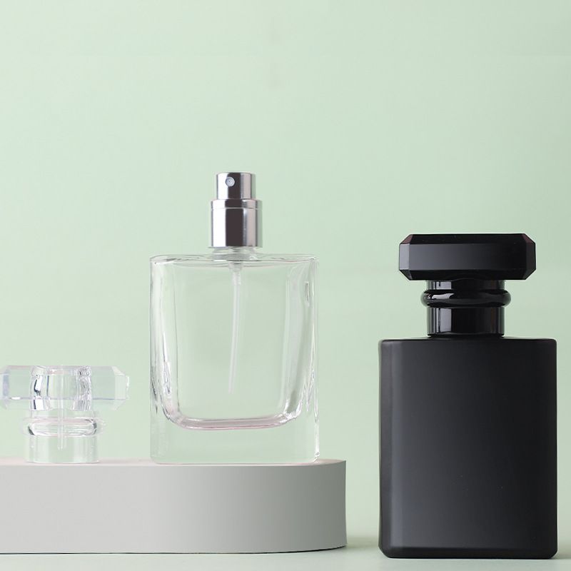 Parfümzubehör 30 ml 50 ml quadratische flache Parfümflasche aus Glas Sprühverpackung Make-up-Sprühkopf Leere Flasche Sprühflasche Glasflasche_voghion.com