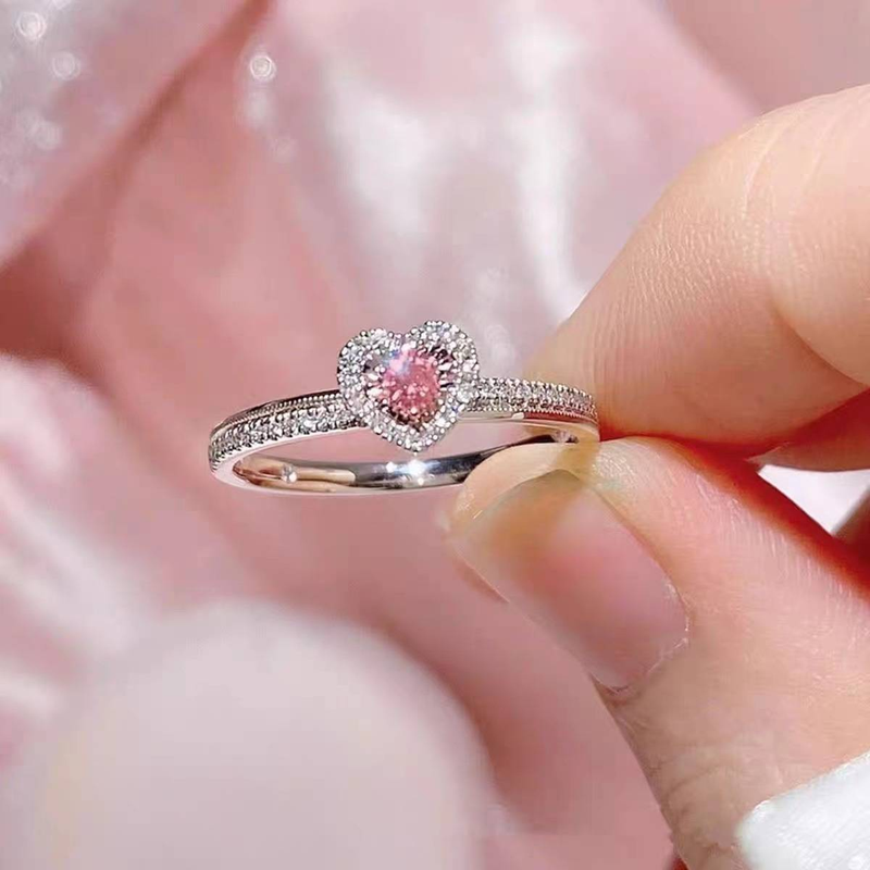 Populaire eenvoudige zilveren poederdiamant ring hartvormige gekleurde diamant opening volledige cirkel 50 punten moissanite ring sieraden_voghion.com