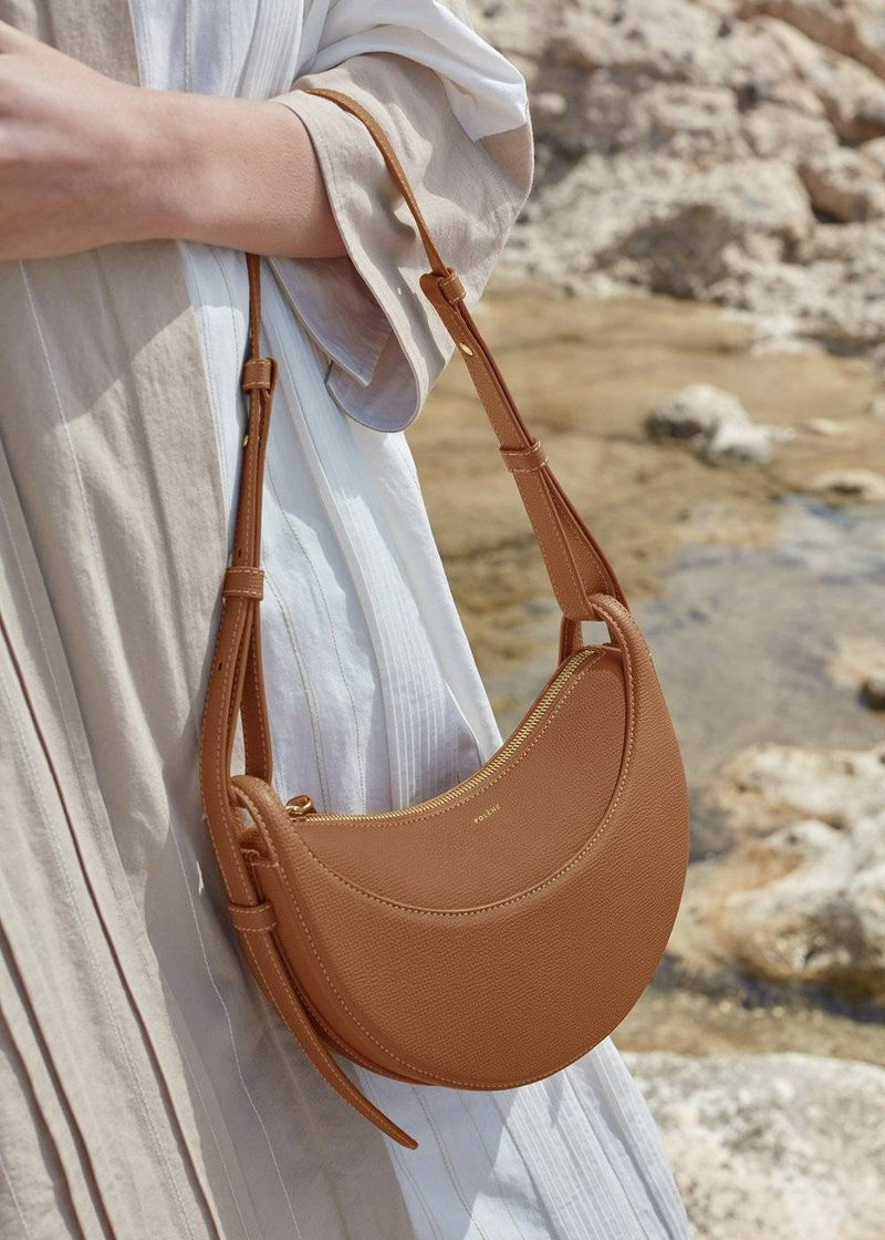 Weibliche Nischendesigner-Umhängetasche mit einer Schulter, Halbmondtasche, Leder, Damentasche, Achselhand-Umhängetasche, um Freundin Geschenke zu machen_voghion.com