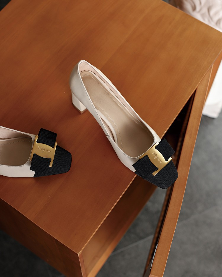 Scarpe singole in pelle di vacchetta, piccole scarpe in pelle con tacco medio primaverile, scarpe in pelle da donna con tacco largo in stile britannico, scarpe da donna a blocchi di colore_voghion.com