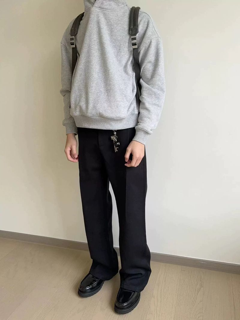 Felpa con cappuccio da uomo Cleanfit, felpa oversize squadrata con tessuto GSM elevato - Felpa con cappuccio Cleanfit con spalle scese per uomo e donna_voghion.com