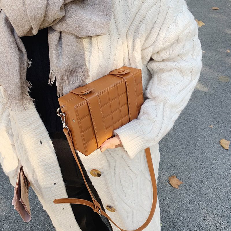 Geantă de umăr pentru femei, geantă crossbody, geantă de mână cu curea dublă, cu bloc de ciocolată, tip crossbody_voghion.com