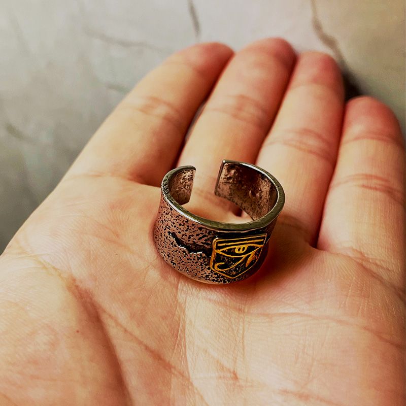 Retro Cracking Golden Horus Eye Wide For Men Punk Gothic Adjustable Open Ring Handmade Digner Jewelry Unisex_voghion.com