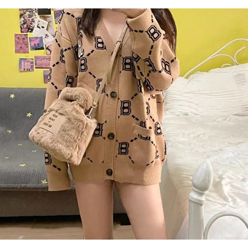 2024 Autumn/Winter New Cute Bucket Versatile High Quality Texture Plush Fashion Handheld Diagonal Cross Bag_voghion.com