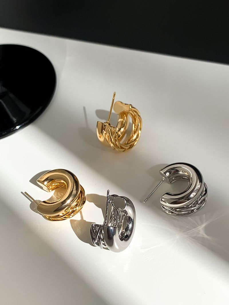 Orecchini a forma di C di alta qualità per donna, orecchini di design di nicchia, accessori per orecchie Yiwu_voghion.com
