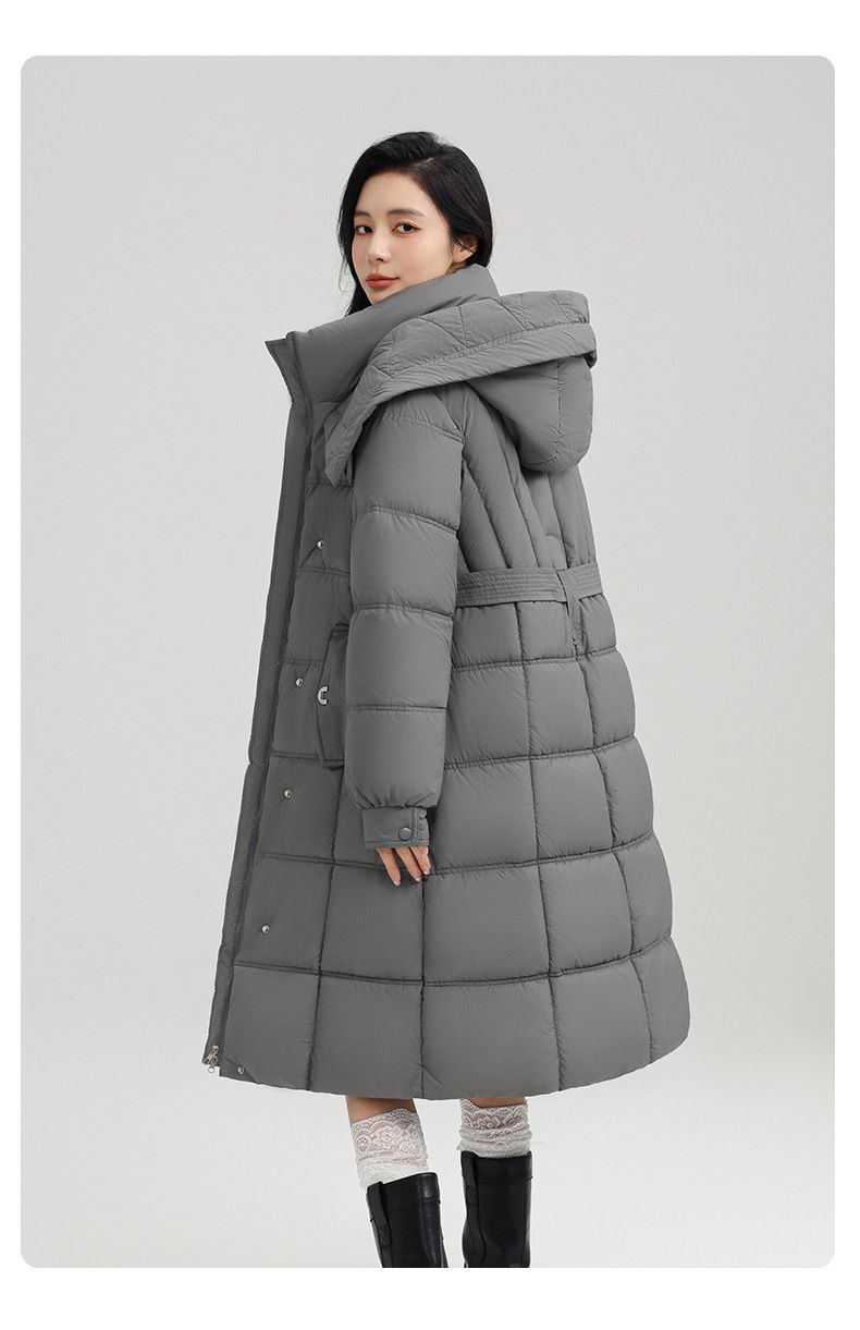 Langer Puffermantel mit Kapuze für Damen in Übergröße – Slim Fit Winterjacke mit Gürtel (M-XXXL) | Stylisch & Warm_voghion.com