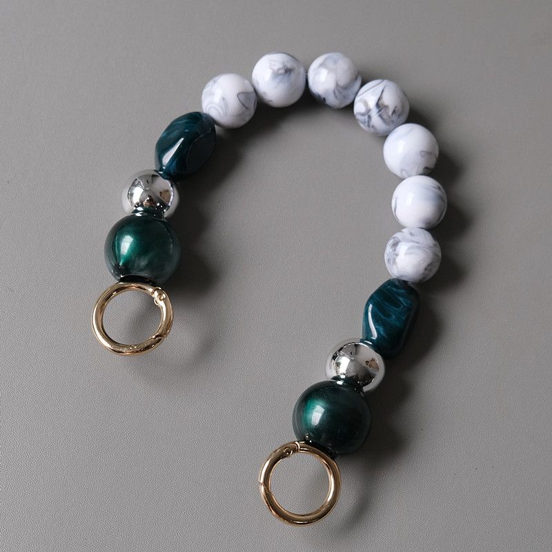 Modische, persönlichkeitsstarke, handgefertigte Farbblock-Harztasche mit Perlen und Handkette aus Acrylperlen_voghion.com