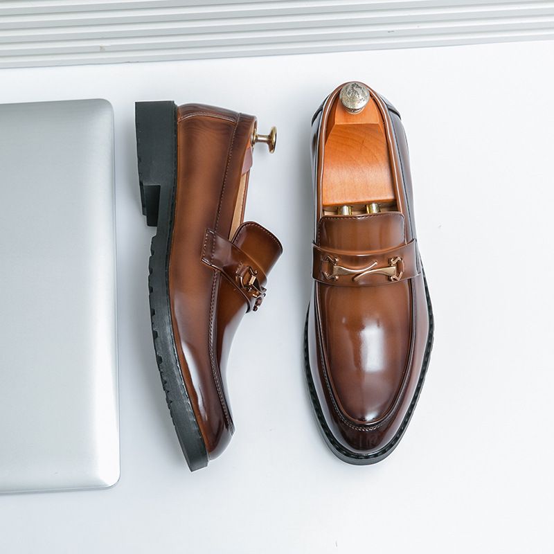 2025 Britischer Trend Business Herren Hochzeit Formelle Lederschuhe Casual Slip-On Loafers mit Horsebit_voghion.com