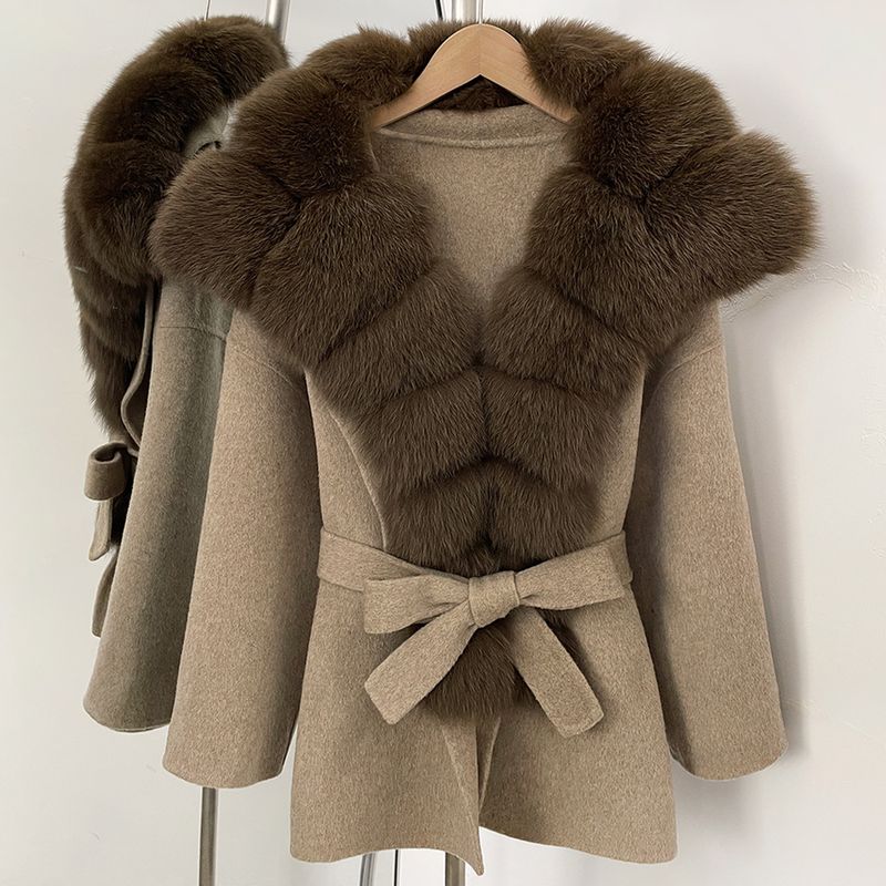 Cappotto di lusso in lana double-face con collo in pelliccia di volpe – Elegante cappotto in tweed ispirato alla moda francese_voghion.com