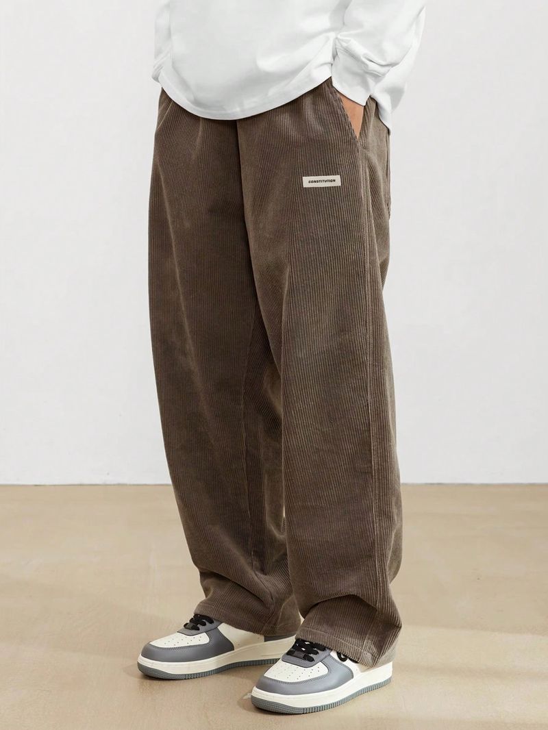 Manfinity Hypemode Cordhose Für Herren Mit Weitem Schnitt, Mit Buchstaben Patch-Detail, Baggy-Langhosen, Schlichtes Outfit_voghion.com